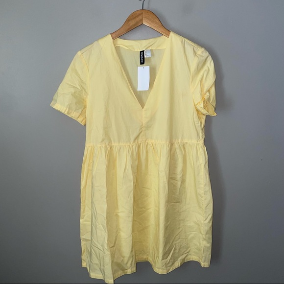NWT H&M T-shirt dress - Picture 3 of 6